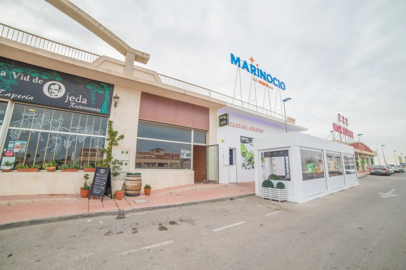 Large two-floor commercial shell in Euroroda