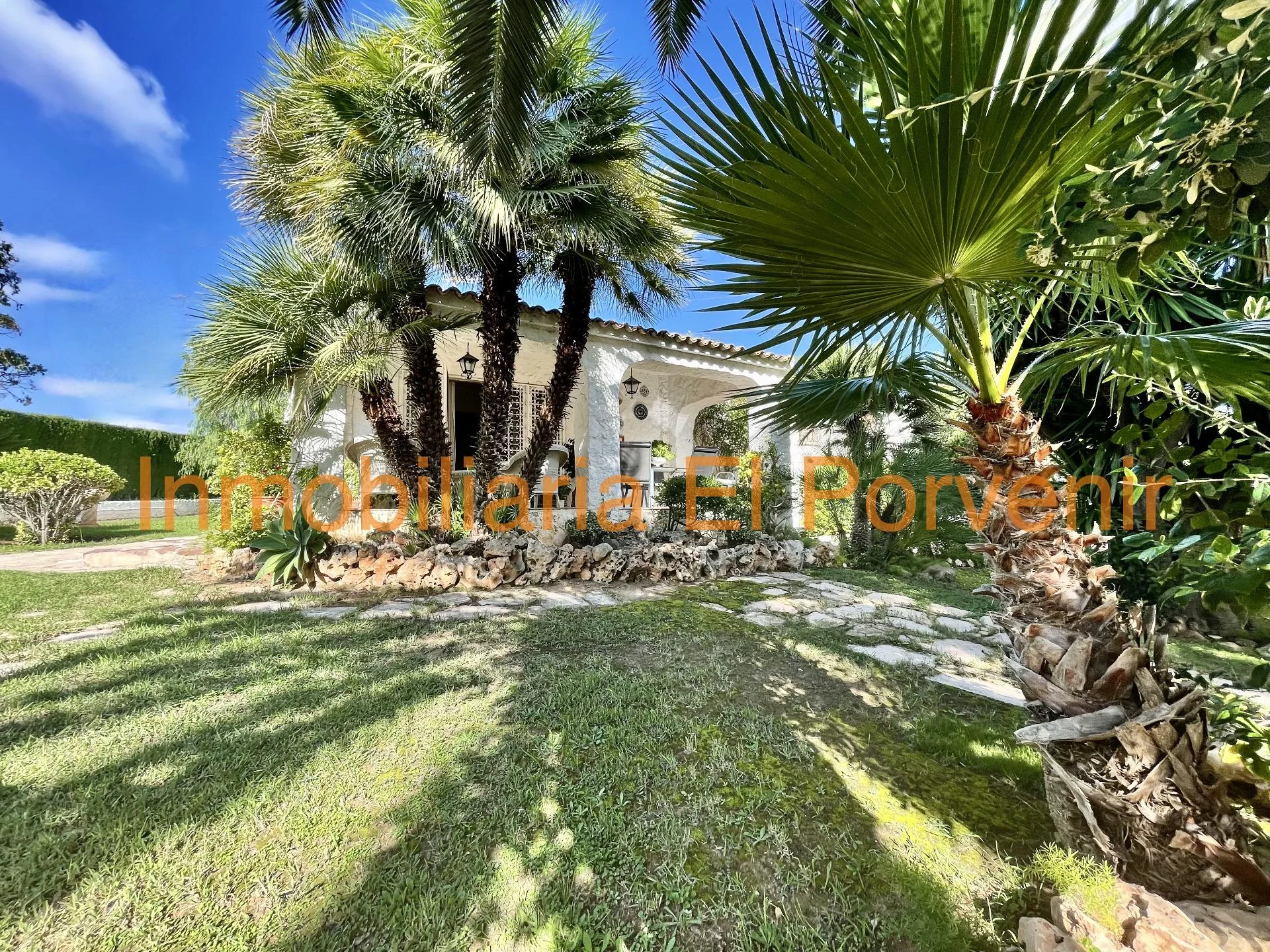 Chalet en El Vedat, 5 dormitorios y 2.253 m²