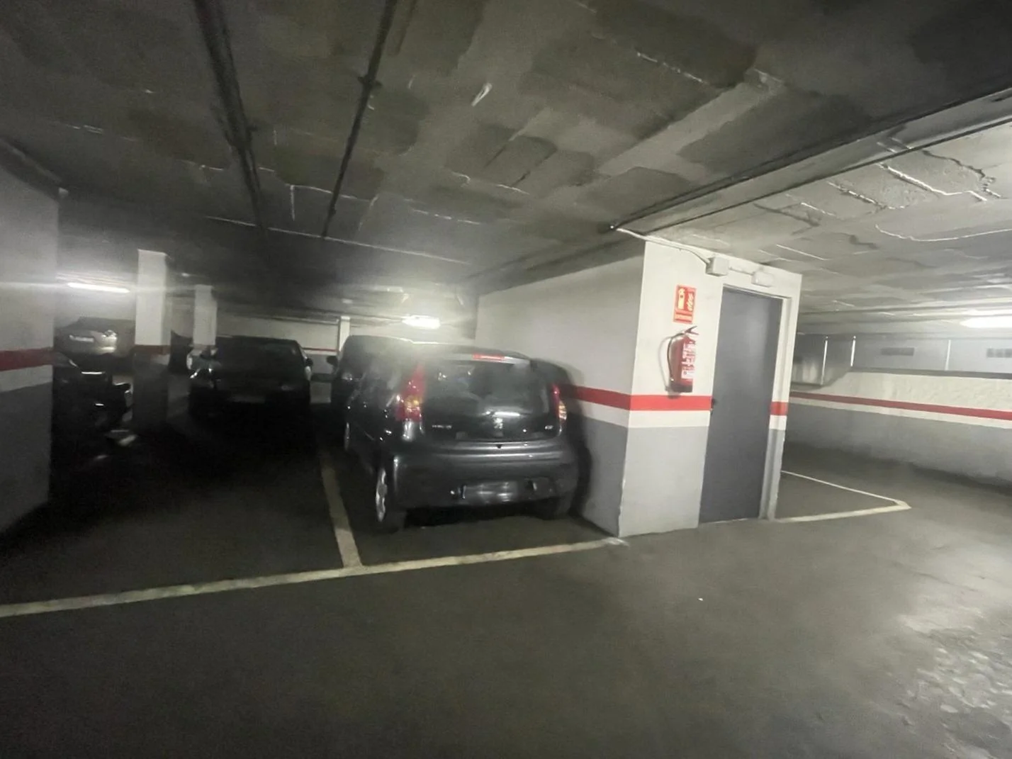Parking céntrico para coche pequeño