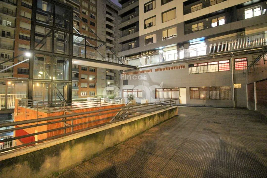 Local exterior céntrico de 88 m²