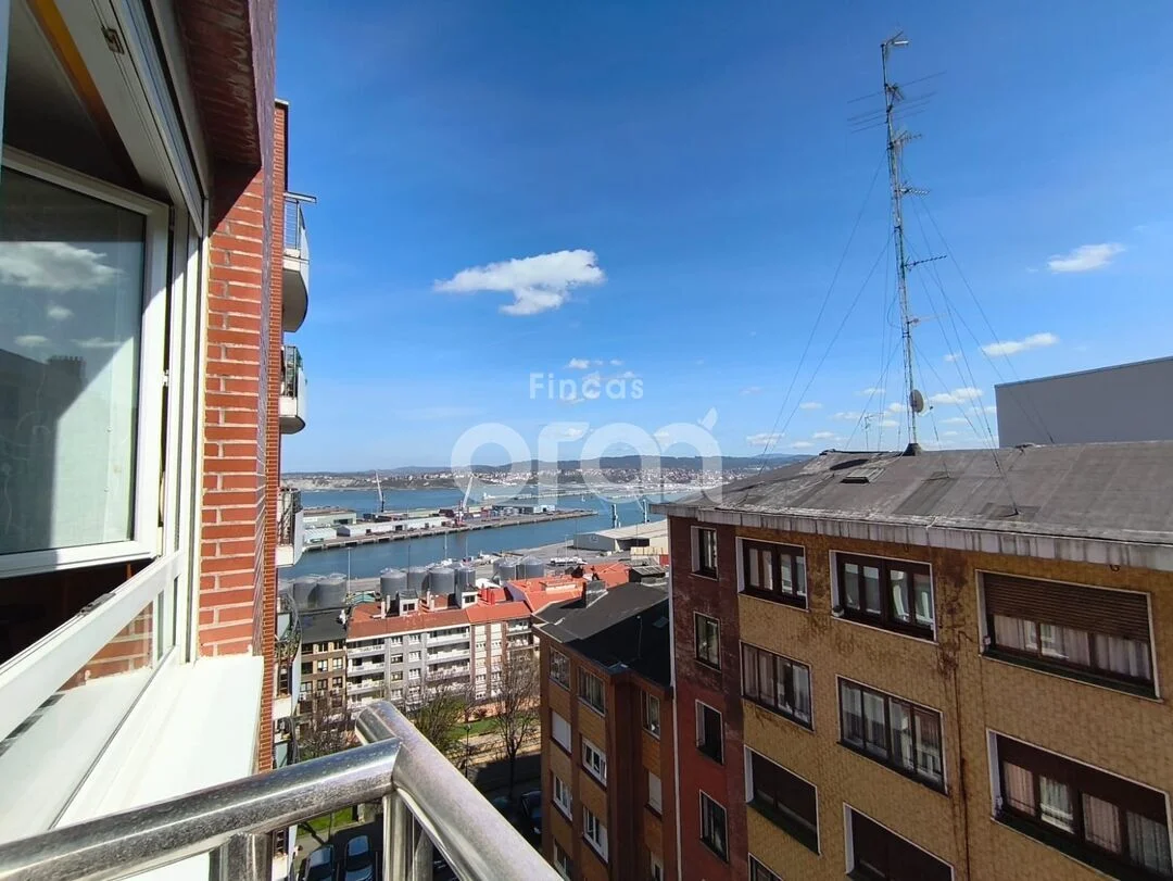 Piso con vistas al mar en Mamariga, 3 dormitorios