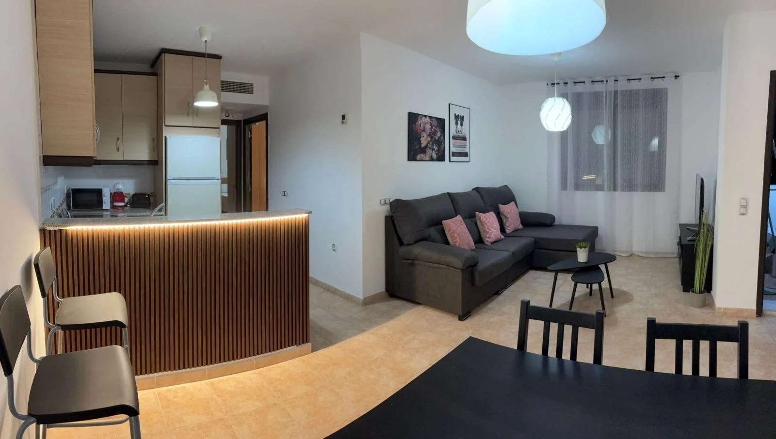 Coastal apartment with pools, 2 bedrooms