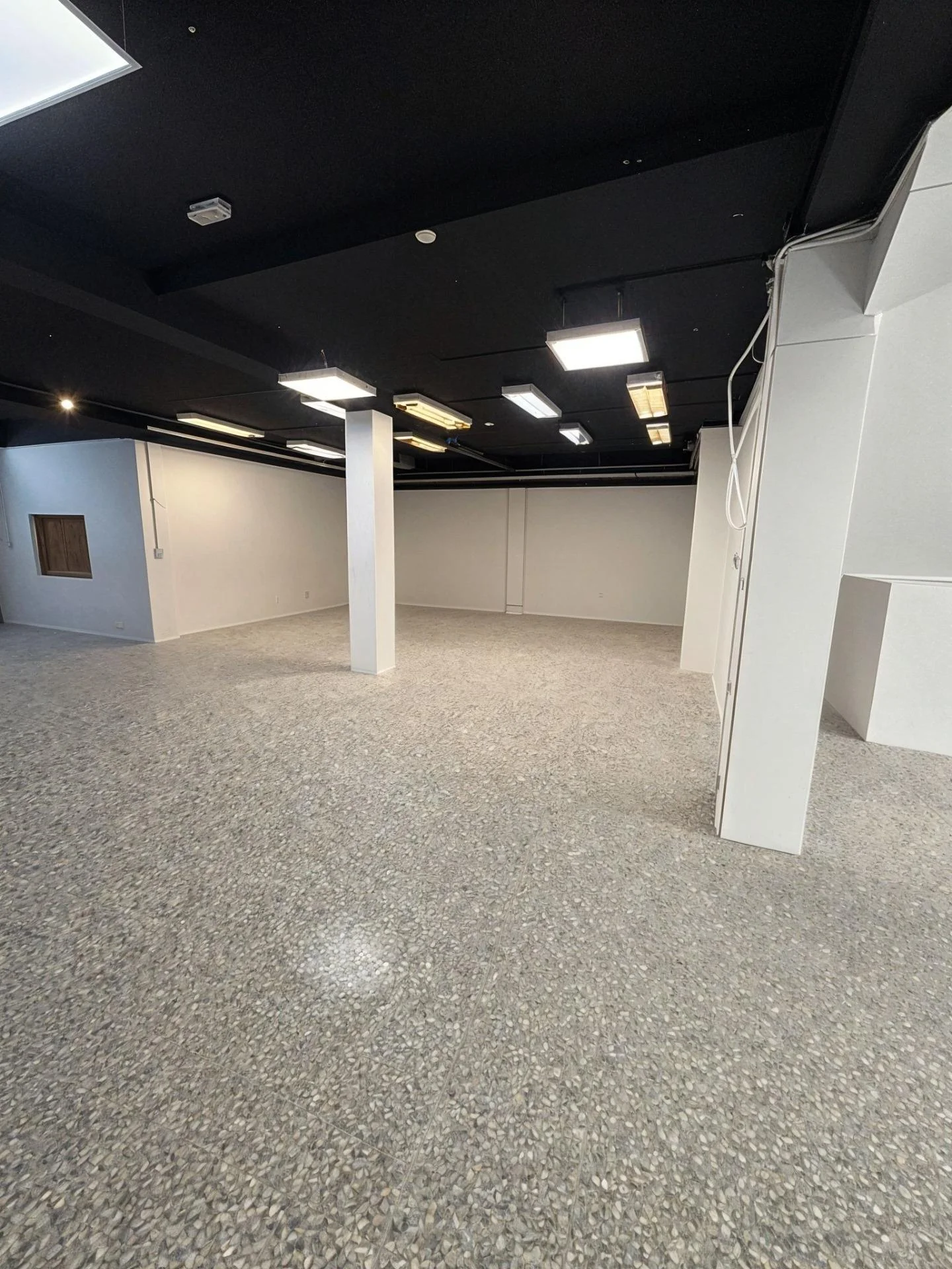Local comercial en Feria, 200 m²
