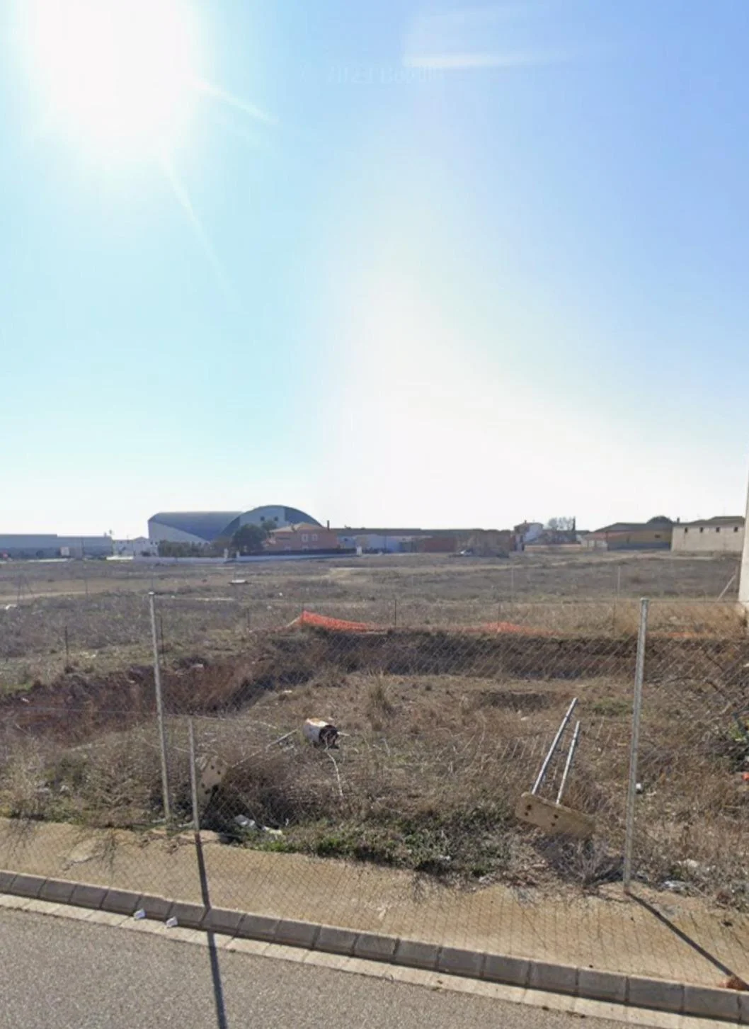 Terreno céntrico en Barrax de 780 m²