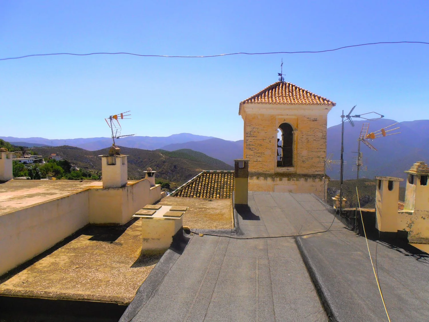 Central house with terrace, three bedrooms