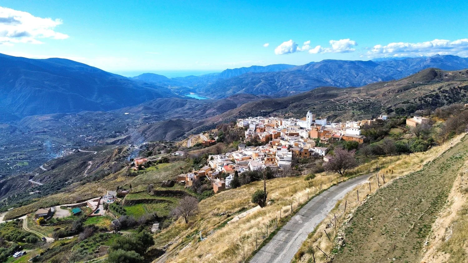 Rural finca in Cañar, 2,587 m²