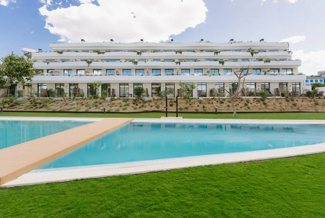 New-build seaview penthouse, 3 bedrooms