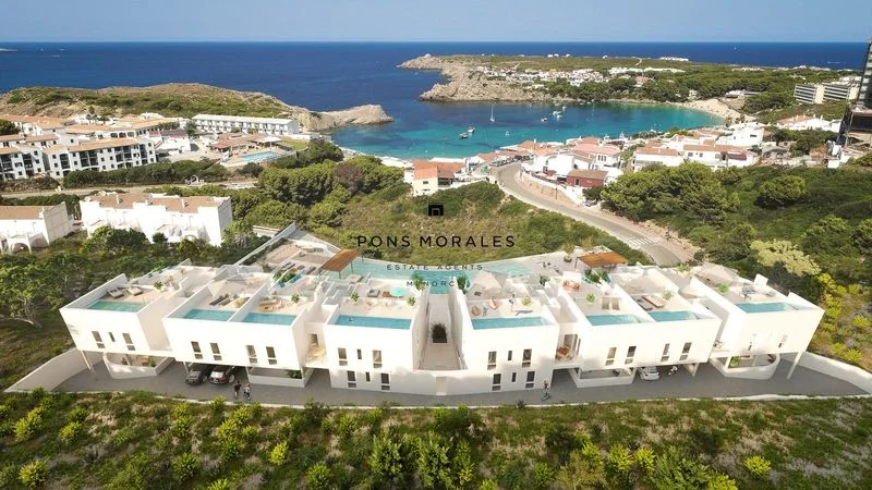 Ático dúplex nuevo con piscina privada