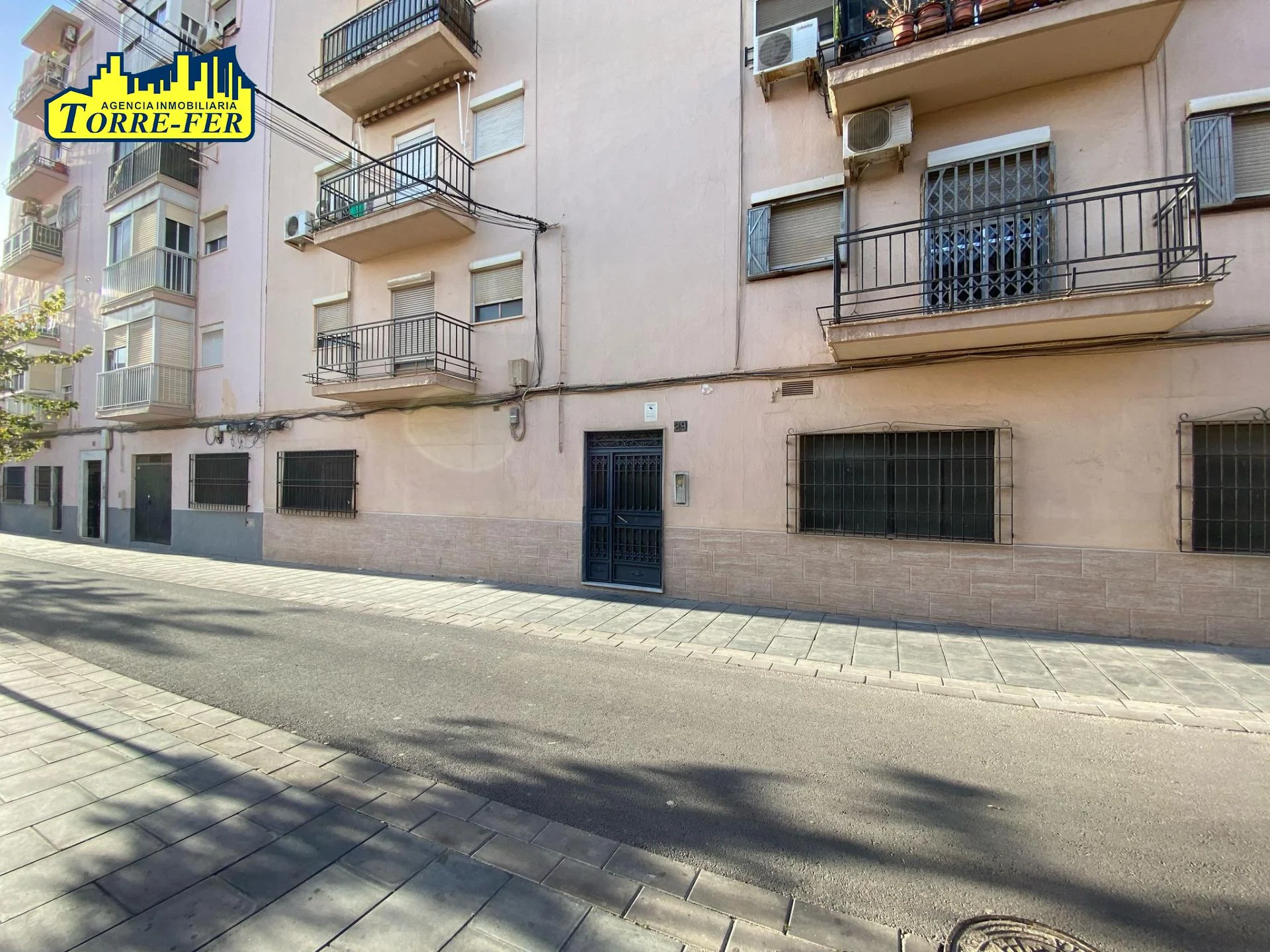Gran local comercial en Los Molinos