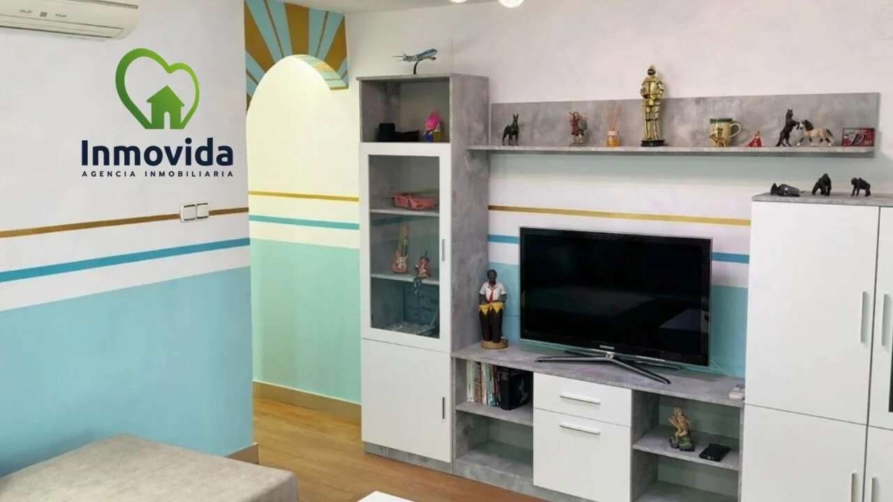 Renovated San Basilio flat, three bedrooms