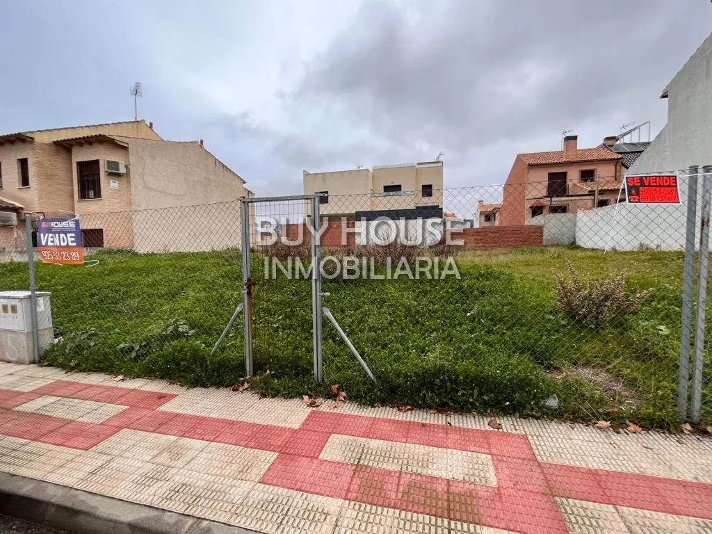 Illescas building plot, 180 m²