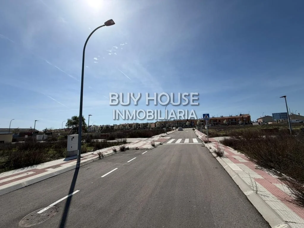 Developable plots in Illescas, 240 m²