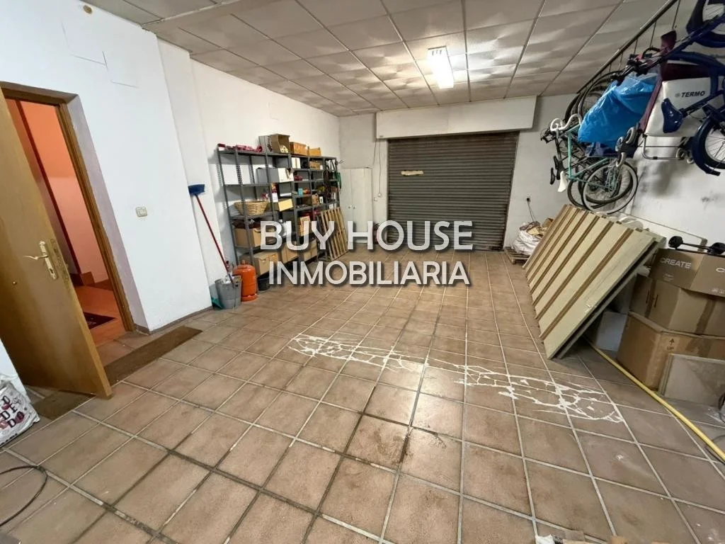 Local comercial céntrico de 82 m²
