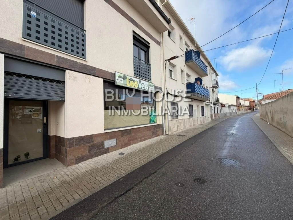 Central Illescas commercial unit, 70 m²