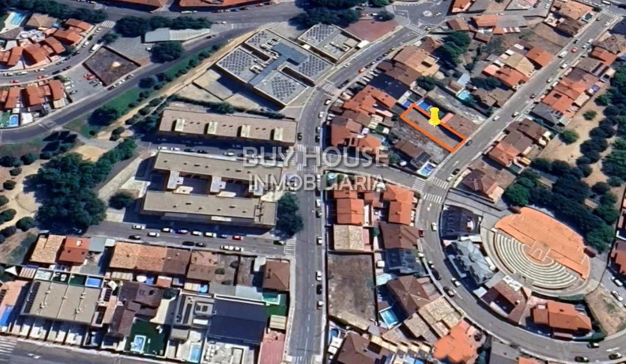 Urban plot in central Illescas