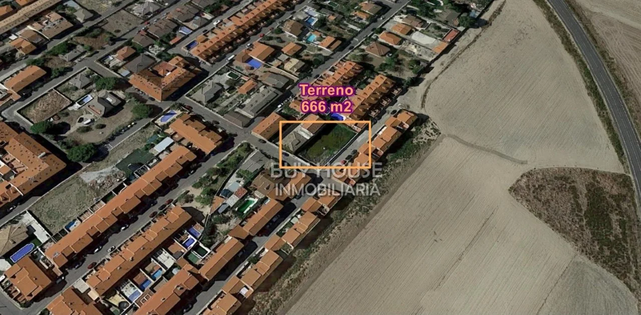 Solar de esquina en Numancia, proyecto de 12 pisos