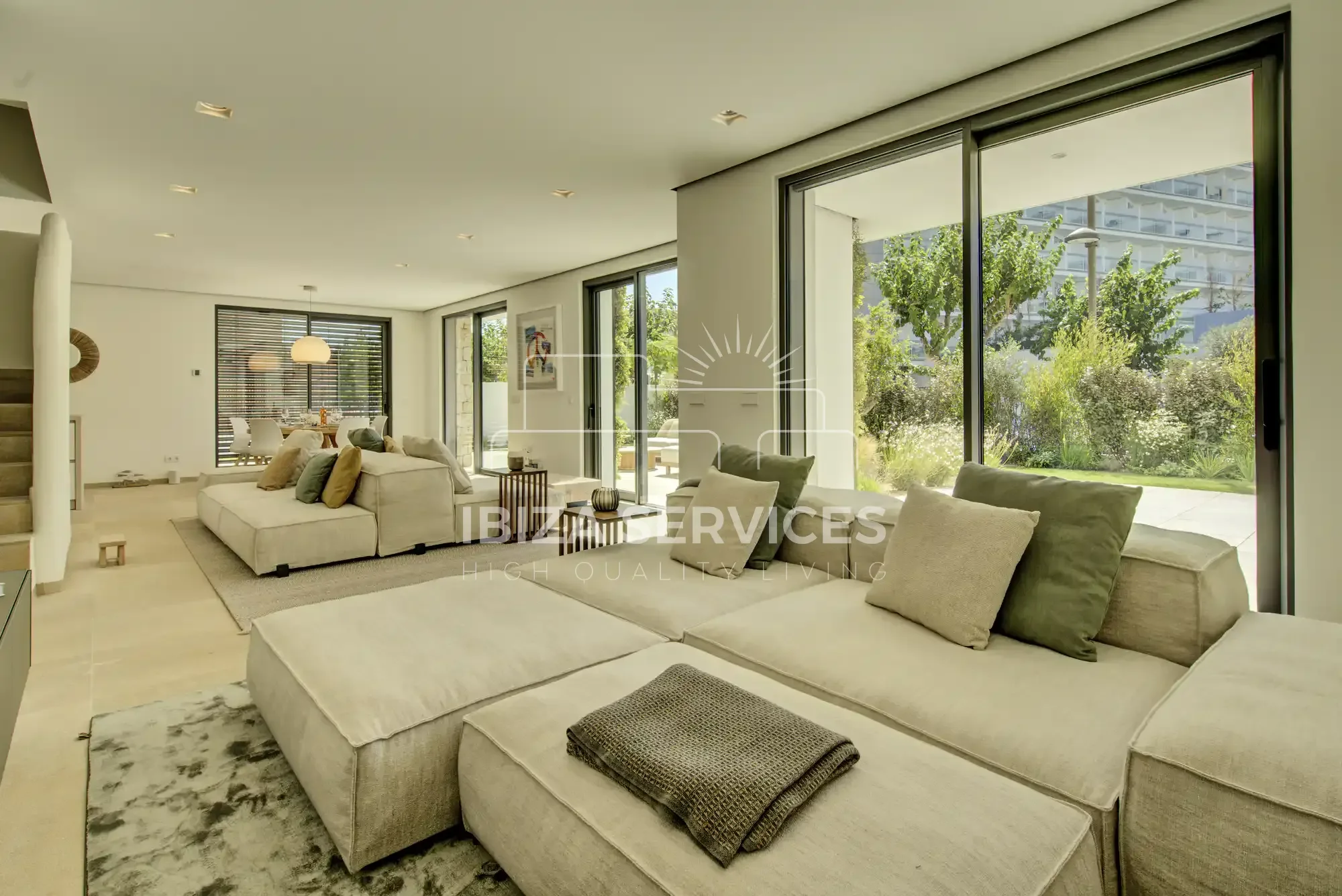 Dúplex nuevo en Es Vive, cuatro suites