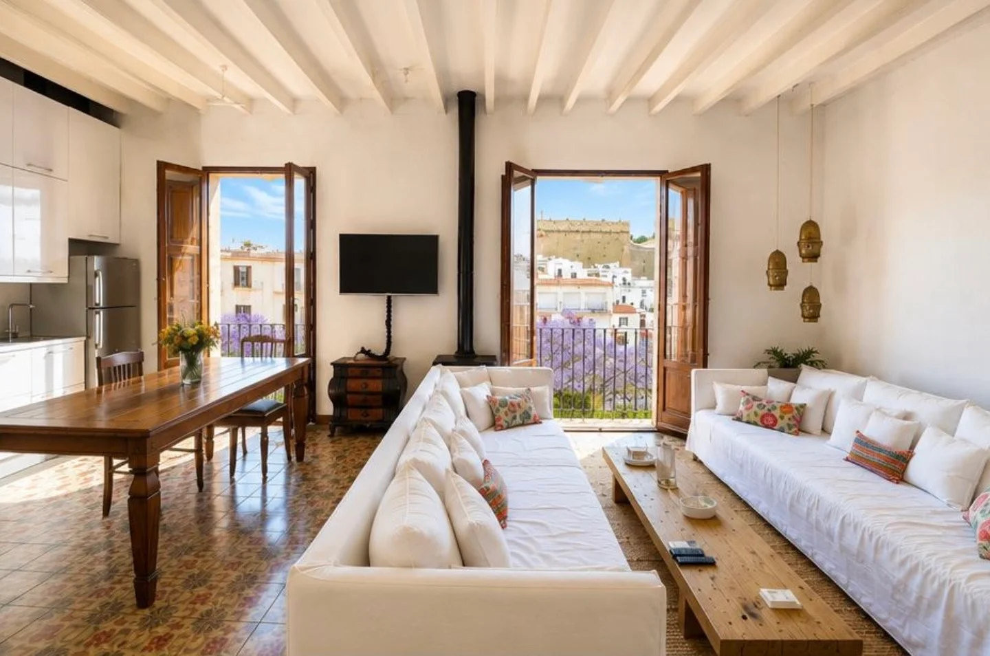 Renovated Dalt Vila flat, 2 bedrooms