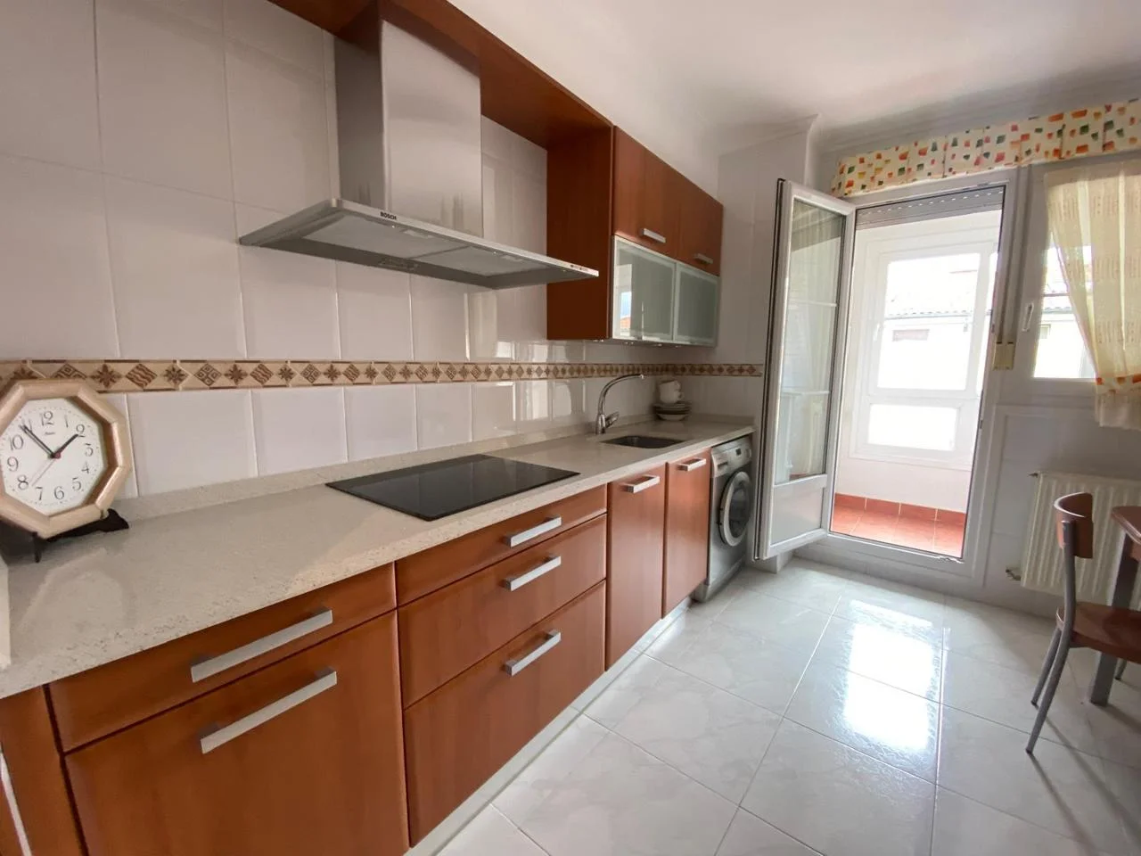Piso de tres dormitorios con garaje