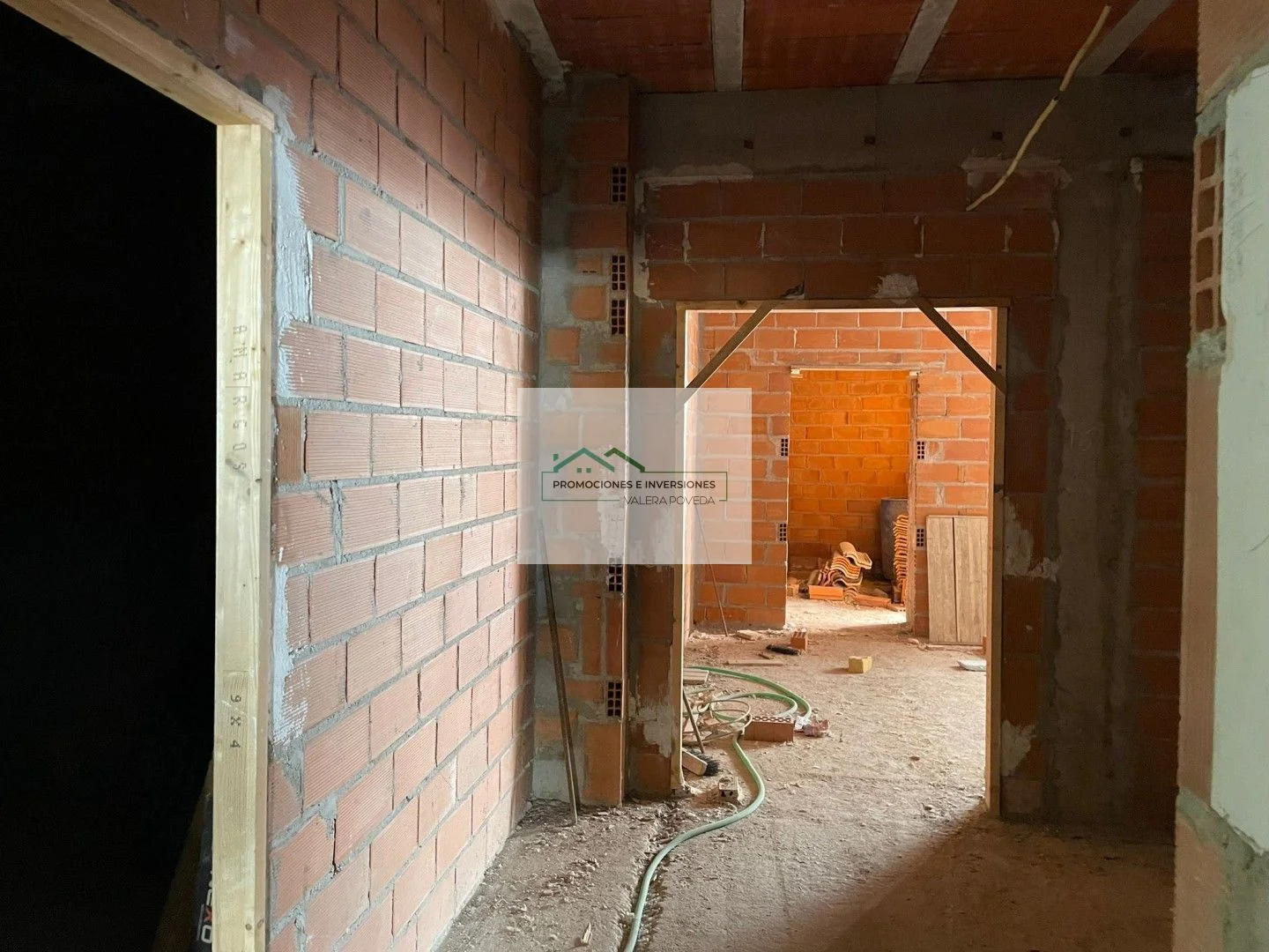 Iniesta house structure with 250 m²