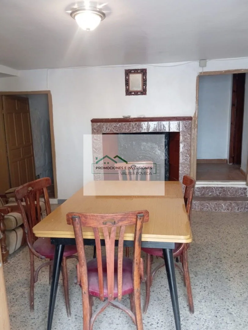 Renovation house in Campillo, 5 bedrooms