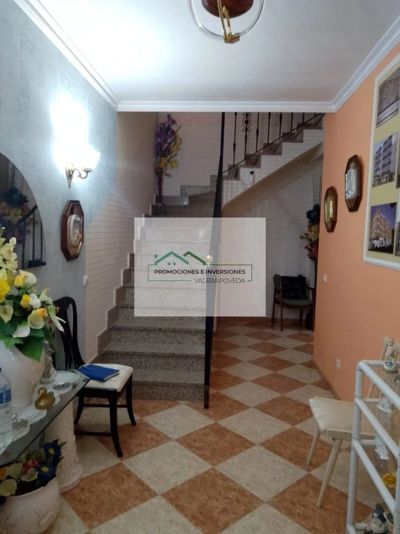 Large village house with five bedrooms
