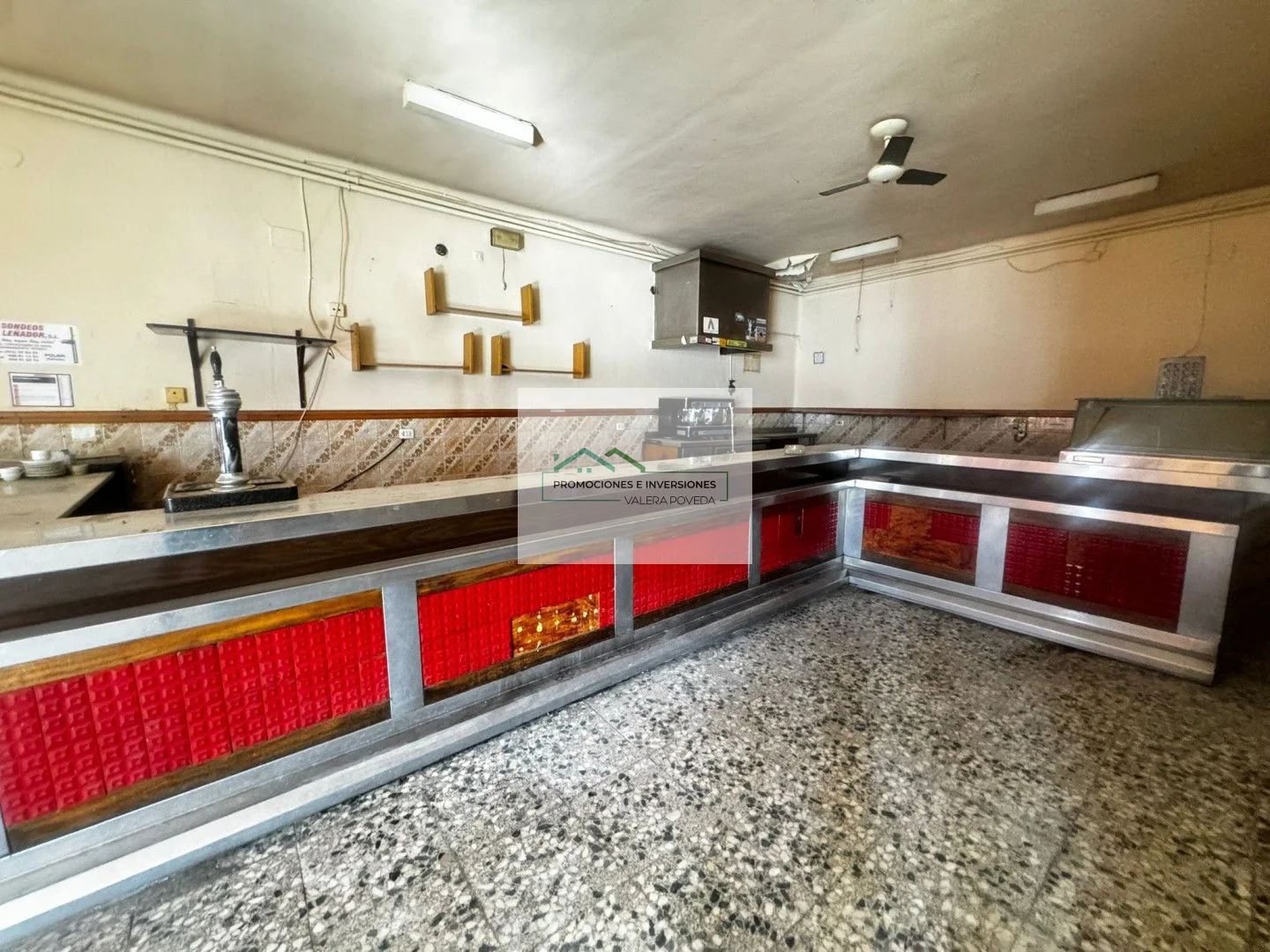 Mixed-use complex with 4,800 m² plot