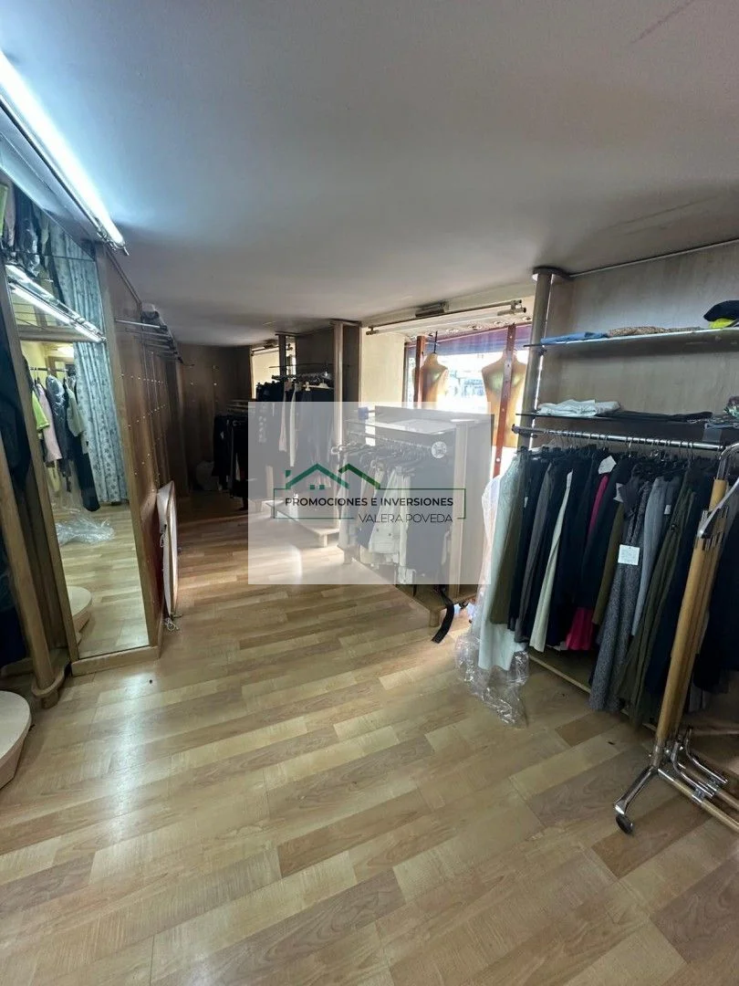 Three-floor commercial premises in central Cuenca
