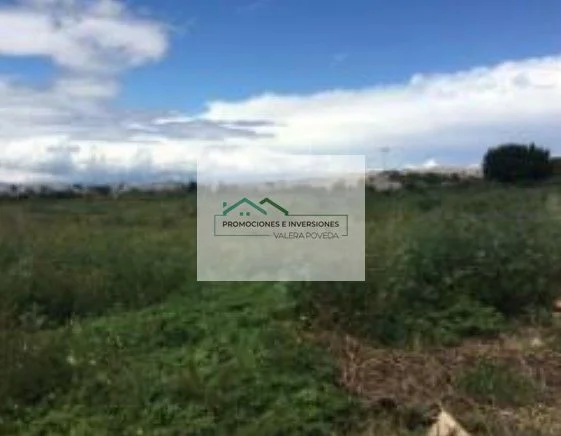 Gran terreno rural en Arcos de la Cantera