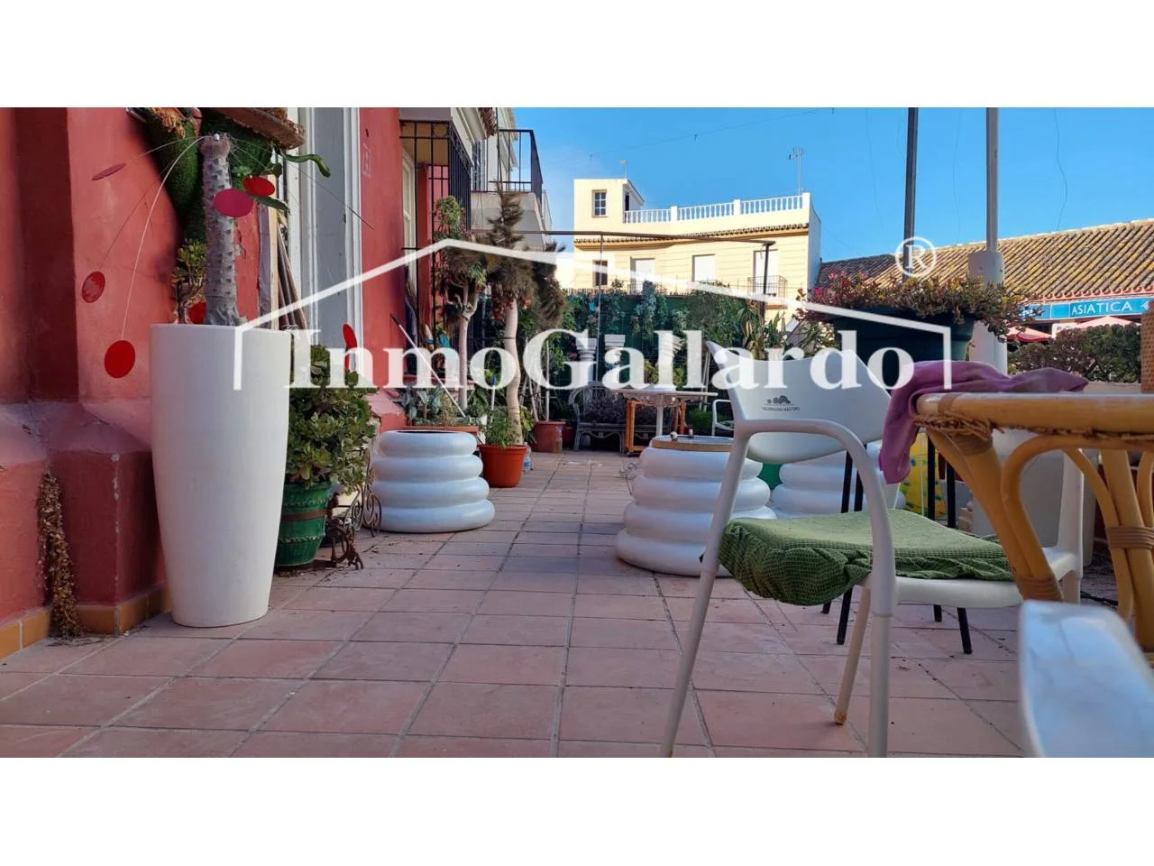 Central Torremolinos complex, 20 rooms