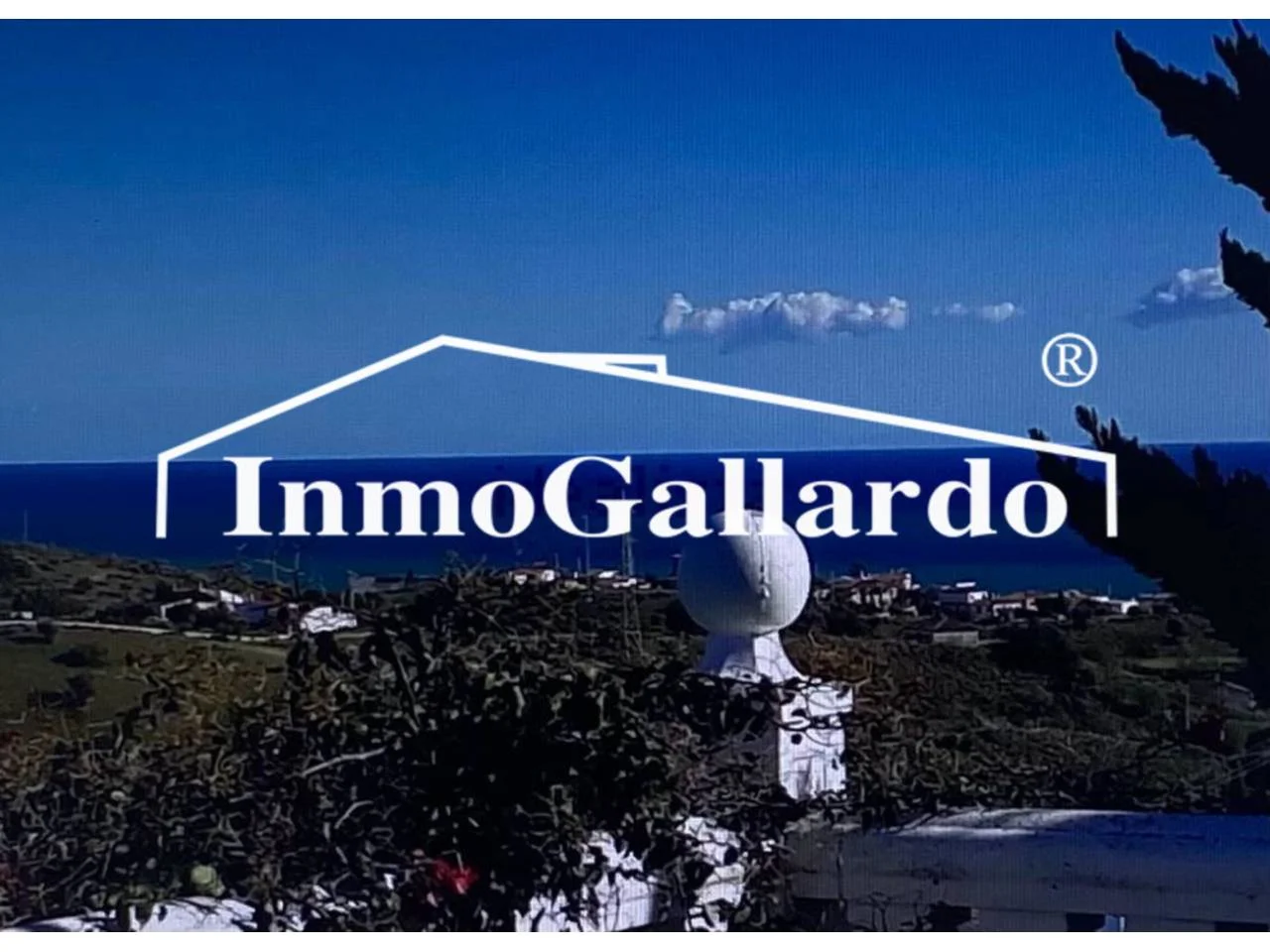 Chalet con vistas al mar en parcela de 1.500 m²