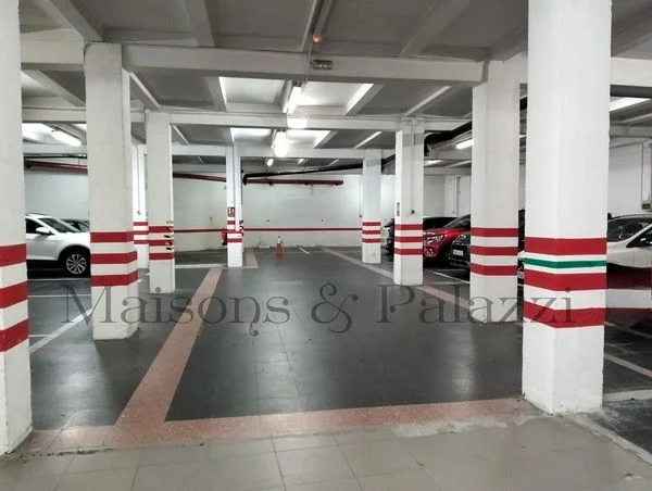 Plazas de garaje alquiladas en Romil