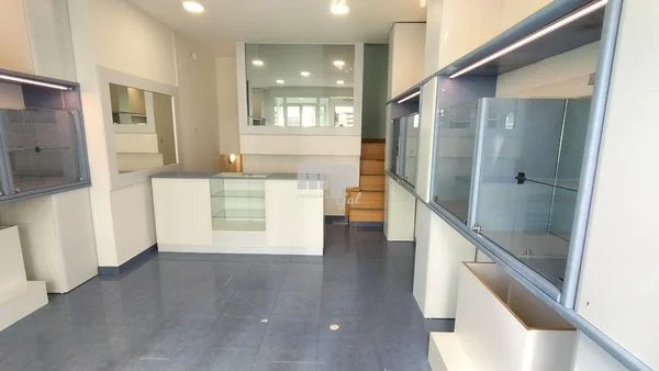 Local comercial acondicionado en Vigo