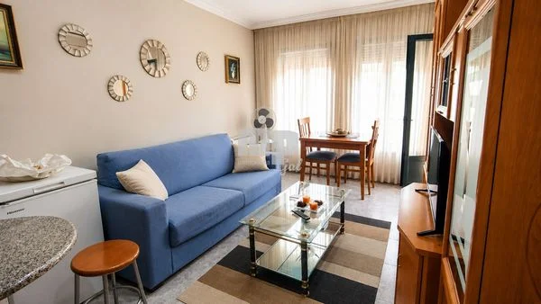 Tenanted two-bedroom flat in Redondela