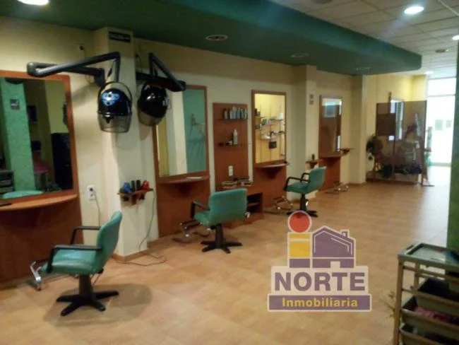 Local comercial en Santa Rosa, 140 m²