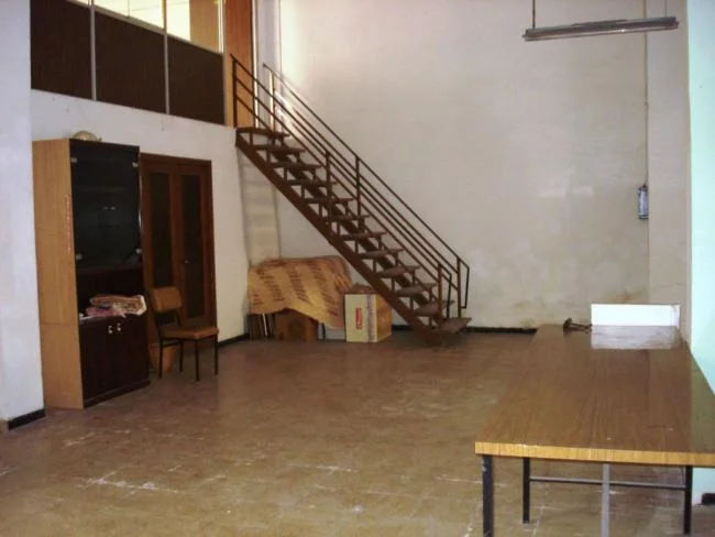 Commercial premises in Ensanche, 300 m²