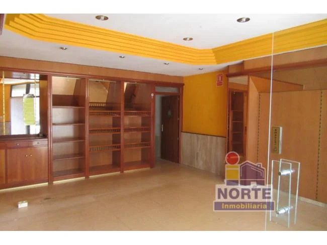 Ground-floor commercial unit in Ensanche