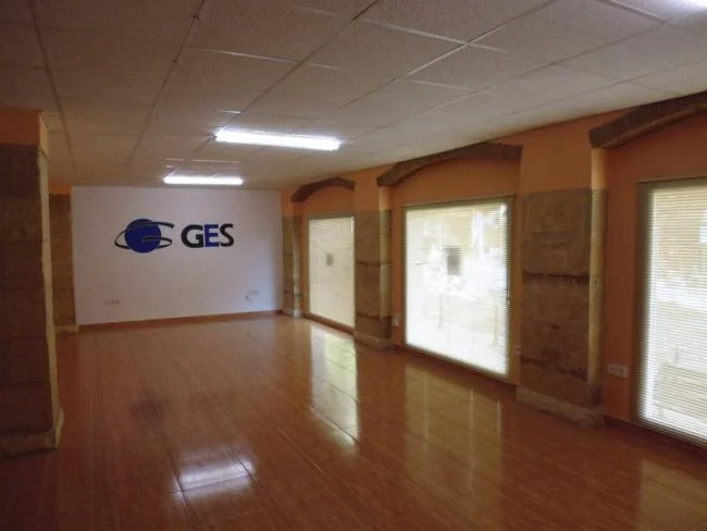 Good-condition office in Santa Rosa
