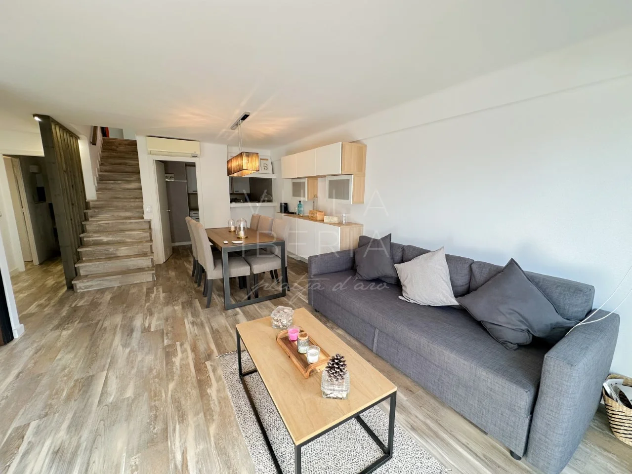 Renovated seafront apartment, 3 bedrooms