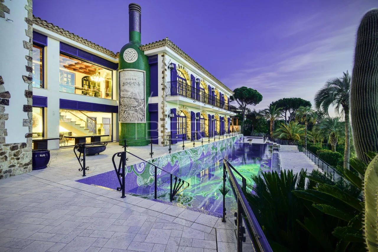 Luxury estate with three houses