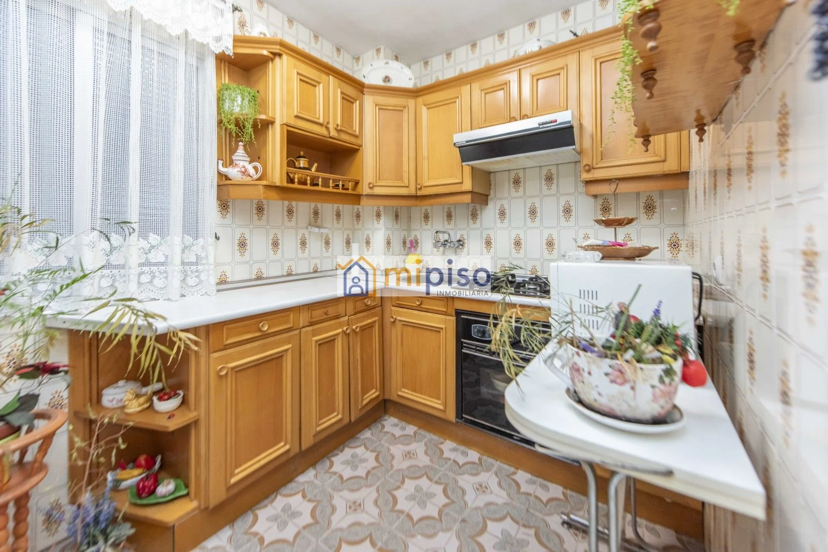Piso de tres dormitorios en Juan de la Cierva