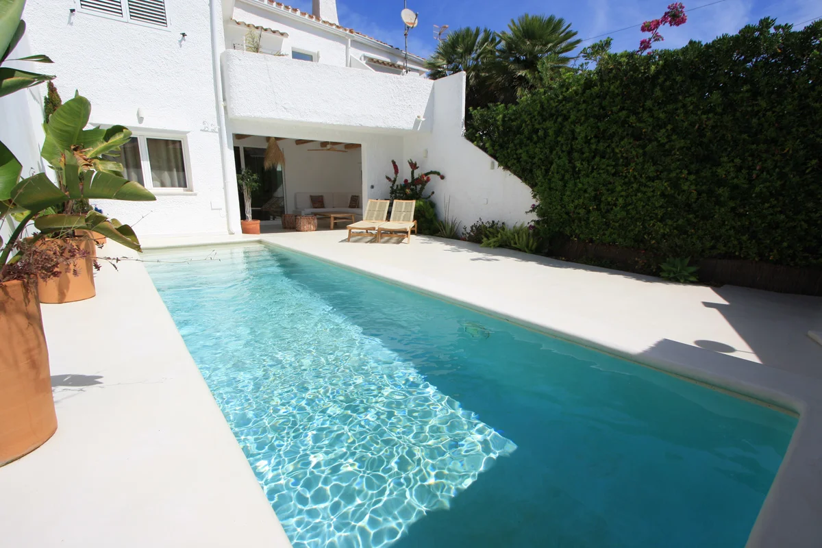 Ibicencan townhouse near Denia beach
