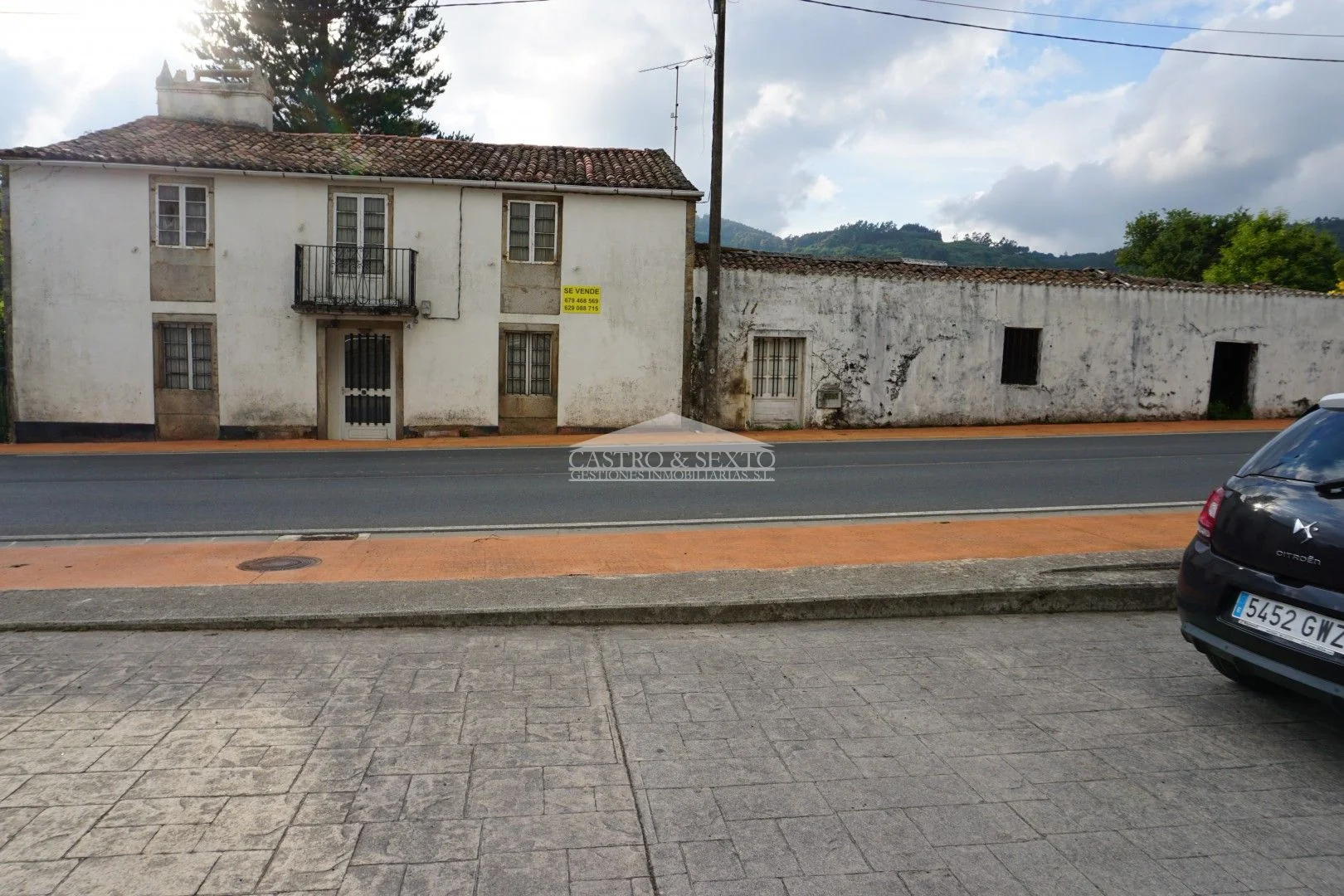 Casa para restaurar en Toques, 4 dormitorios