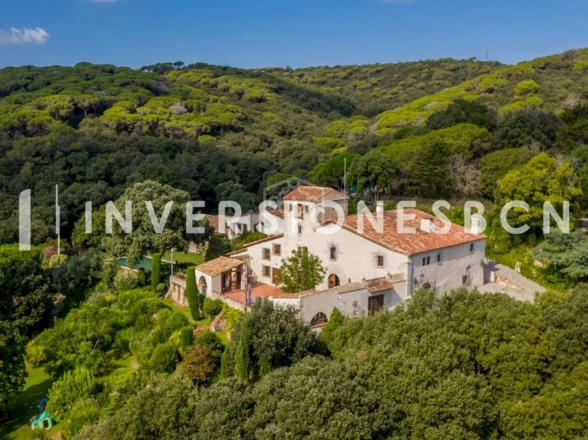 Historic Maresme estate with spa