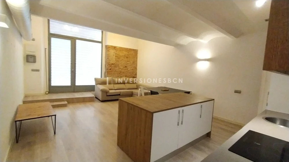 Gràcia duplex with 112 m², investment