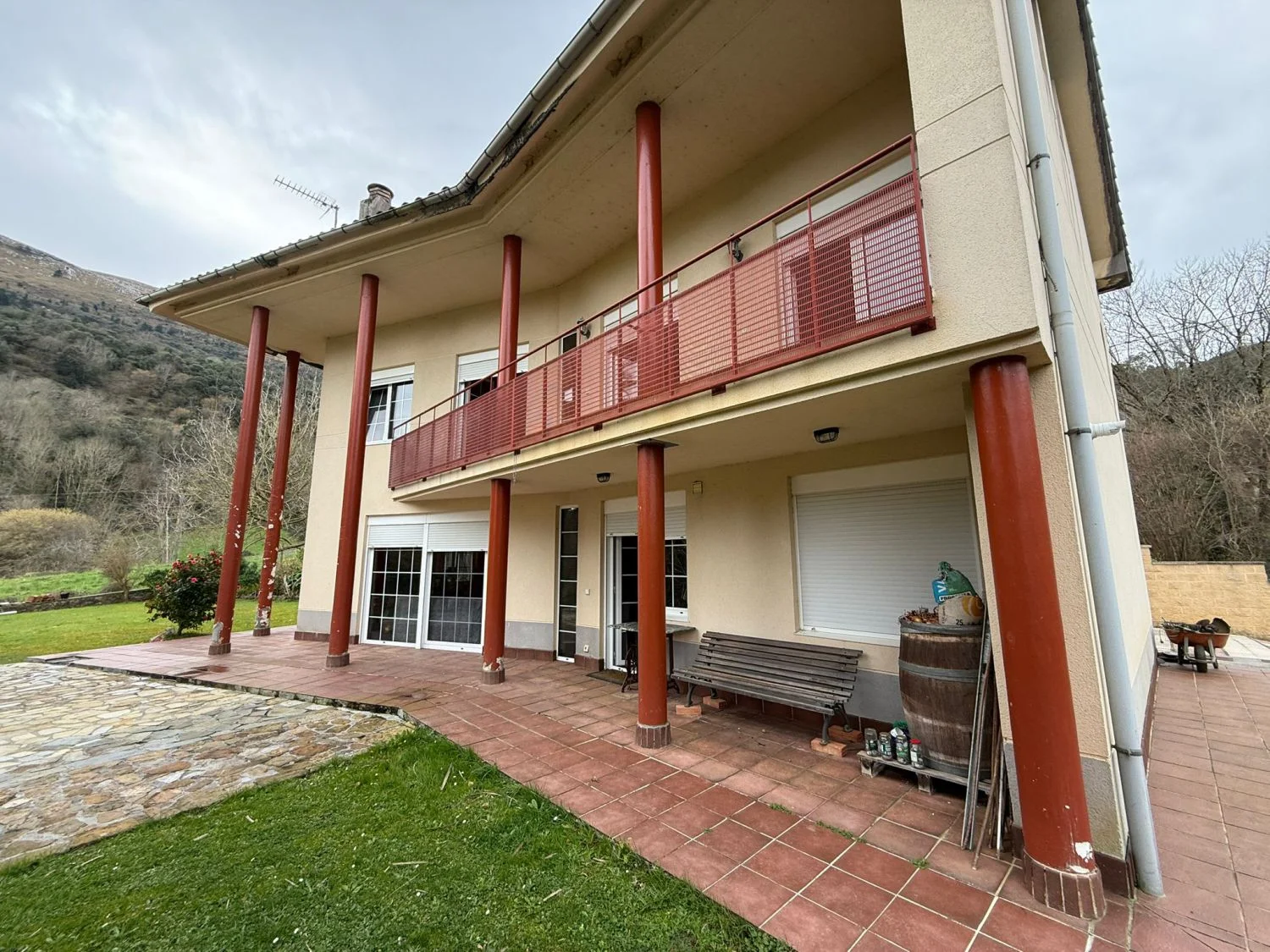 Three-storey chalet in Voto, four rooms