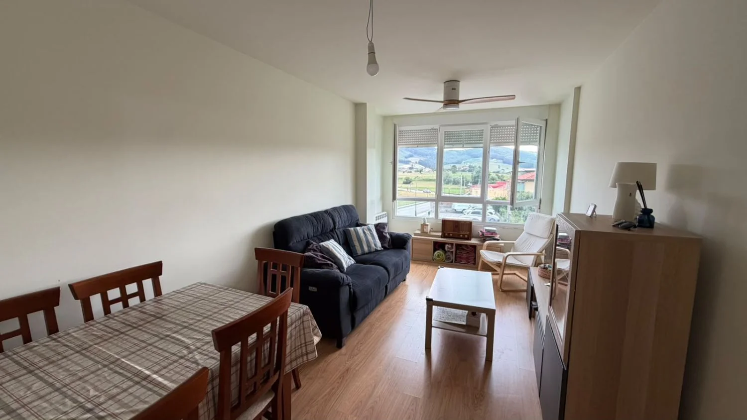 Central Meruelo flat with green views
