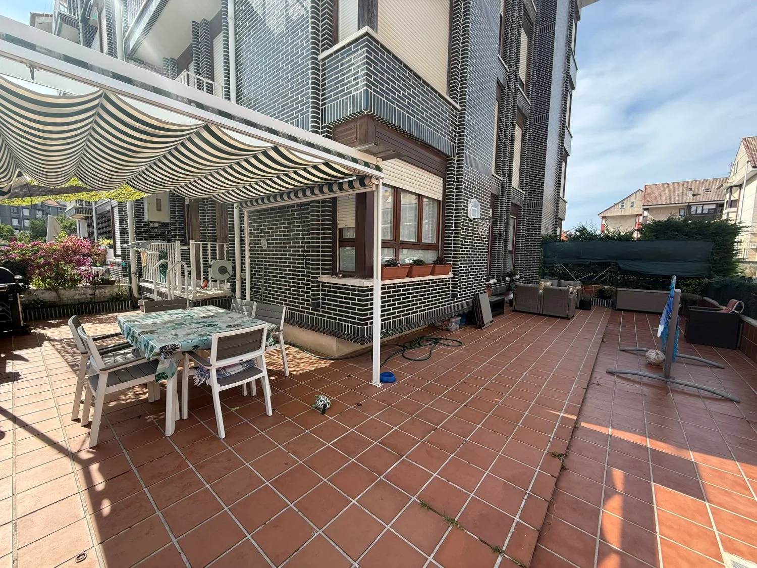 Renovated Noja flat with 70 m² terrace