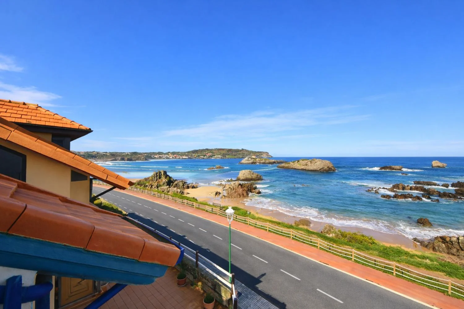 Beachfront duplex townhouse with four bedrooms