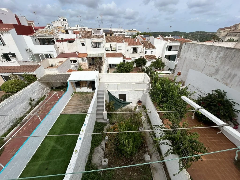 Three-storey Mahón house with terraces